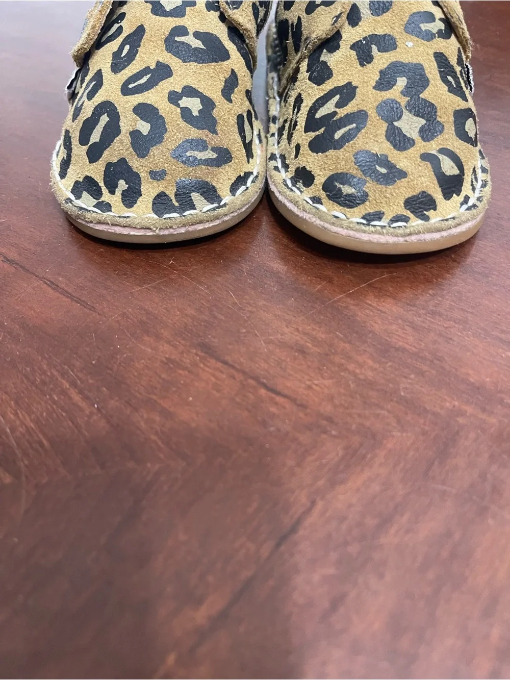 Monkey Feet questions leave